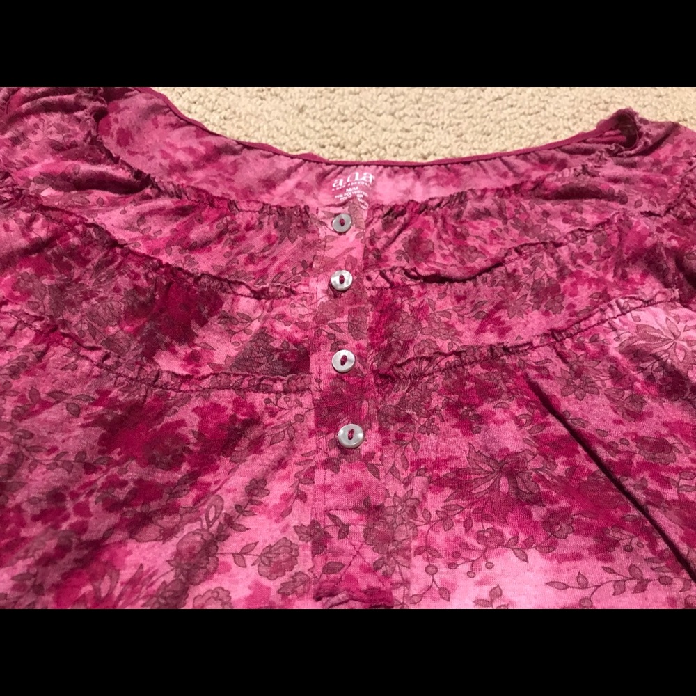 Shirt - Picture 3 of 4
